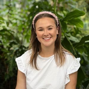 Meet your Posher, Kayla